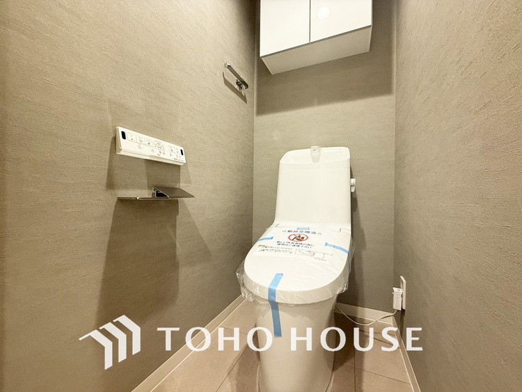 トイレ トイレには快適な温水洗浄便座付