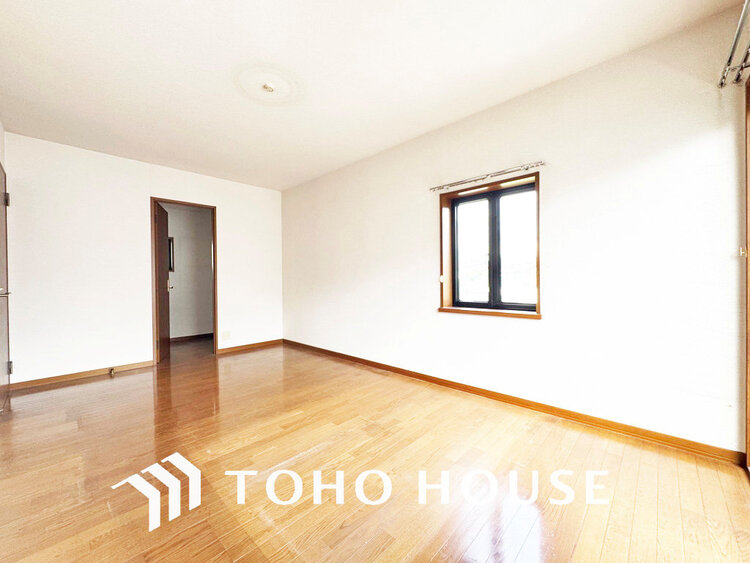 内装 家具の配置のし易い室内です。趣味の部屋としても充分な広さです