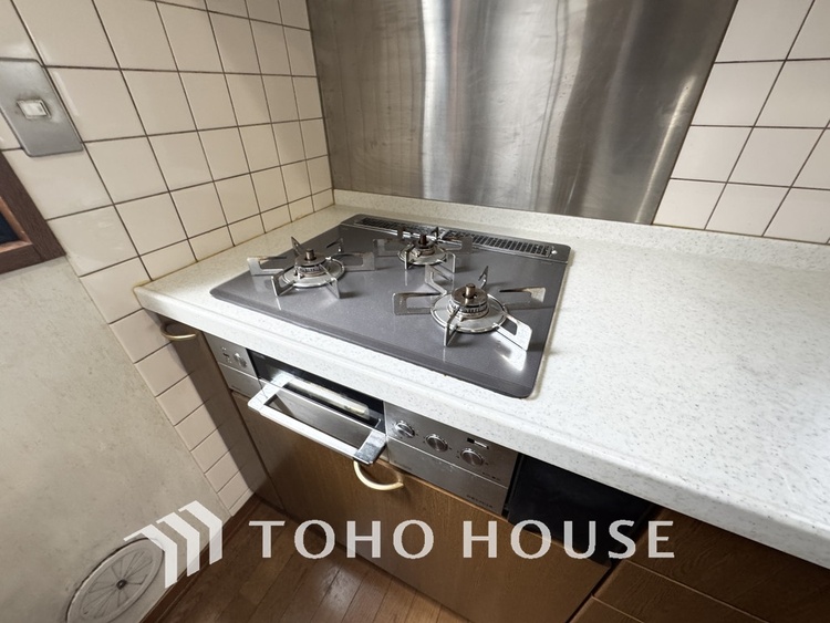 その他 3口ガスコンロでお料理のスピードもUP。効率よくお料理できますね