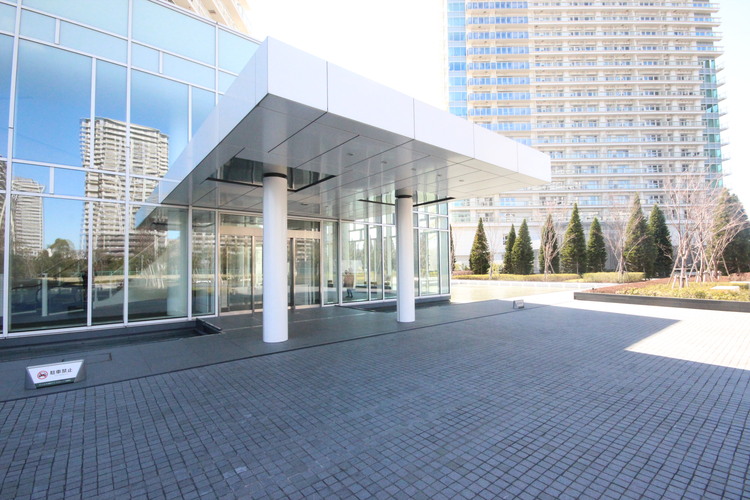 エントランス 上質感漂う玄関アプローチです。