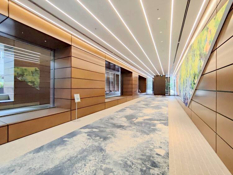 その他 館内は静寂な中が保たれており、管理が行き届いている印象を受けました。