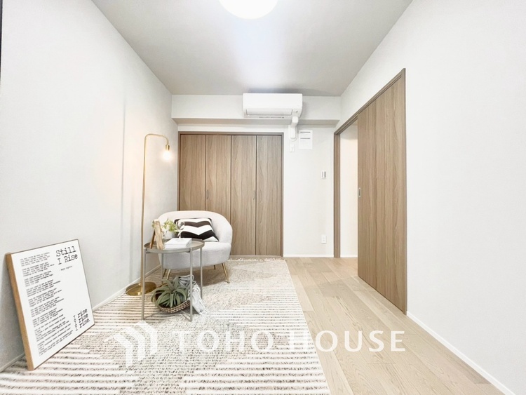 内装 【PRIVATE ROOM】◆属毛離裏◆子は父を手本とし、母に愛育されて成長する。家族の深い繋がり。いつまでも大切にしたい。