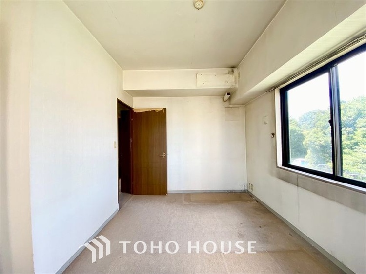 内装 現在改装中◆快適◆な暮らしに不可欠な収納スペース。快適さとともに思い出も詰まっていく。