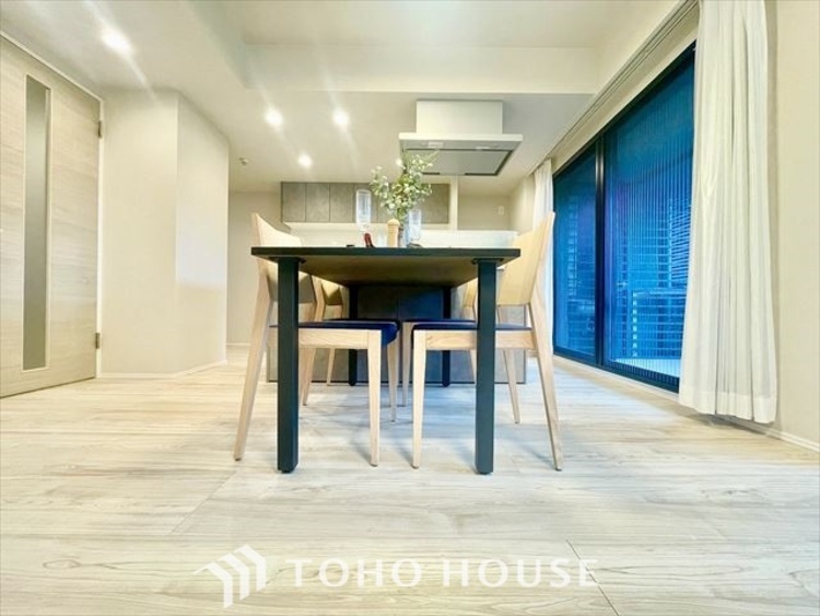 内装 【LIVING】◆家族◆愛する家族を一目で見渡せる。家族が集う空間。永遠に続く幸せな毎日を、ここで。