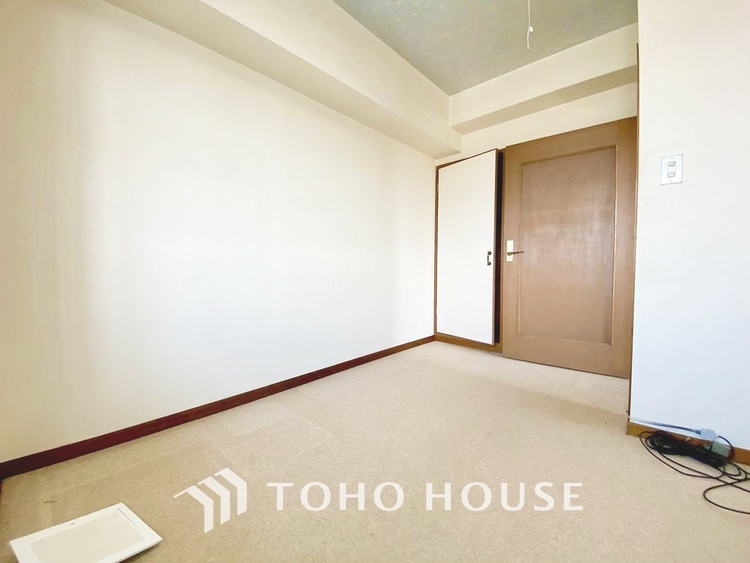 内装 現在改装中◆属毛離裏◆子は父を手本とし、母に愛育されて成長する。家族の深い繋がり。いつまでも大切にしたい。