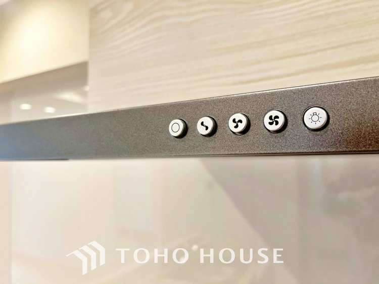 その他 【KITCHEN】◆開放的◆後片付けが楽なシステムキッチン。収納スペースの充実！