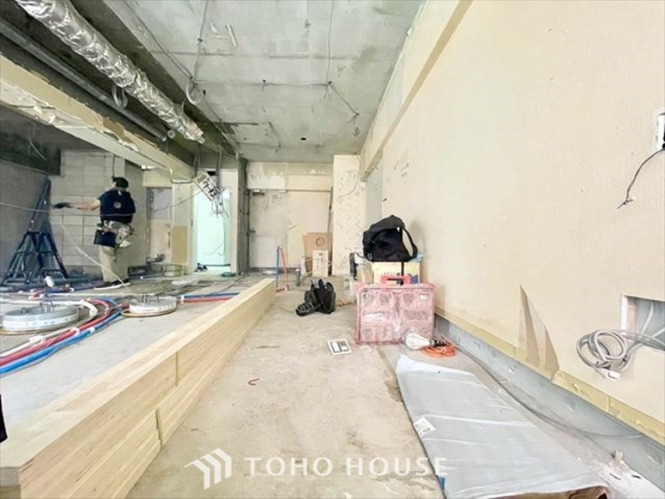 内装 現在改装中◆眩い◆光が燦々と入り、家族の笑顔を照らす。「いつまでも続いて」と願う夢のような毎日がここにある。