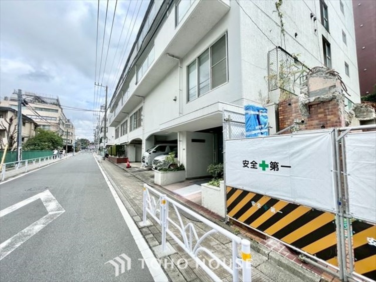 その他 現在改装中◆家の顔◆玄関は家の顔。収納上手は玄関を制する。