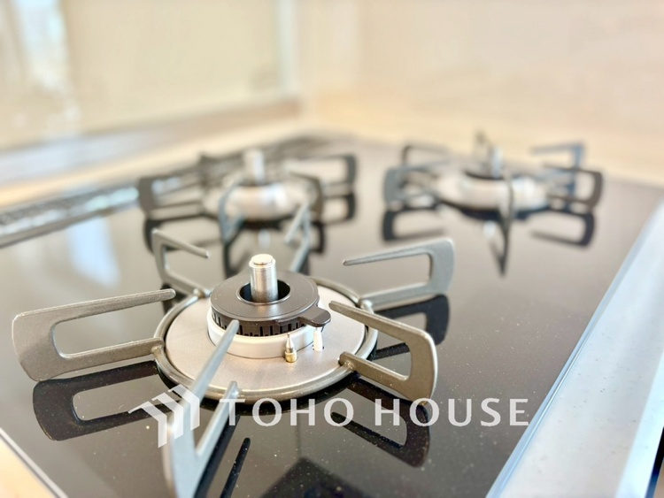 キッチン 【KITCHEN】◆家族のおはよう◆の声を笑顔で迎えてあげられるシステムキッチン。朝ごはんが楽しみでちょっと早起きしたくなるんです。