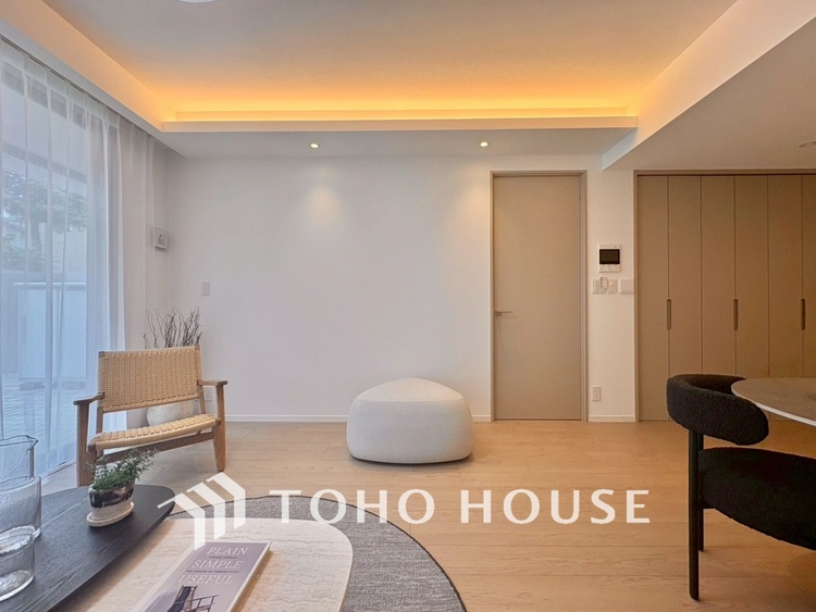 内装 【LIVING】◆住む喜び、楽しさ、感動◆を君と共有したい。いつまでもずっと家族を見渡せるこの広い空間で。