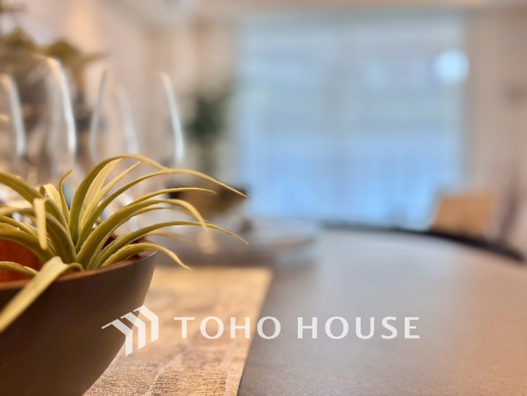 内装 【LIVING】◆simple is best◆無駄のない綺麗なつくりのリビングルームであなただけの暮らしを。