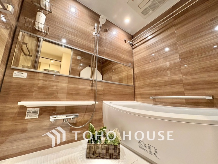 風呂 【BATHROOM】◆プライベートな空間◆simpleだからrelaxできるんです。こころもからだもキレイさっぱり。