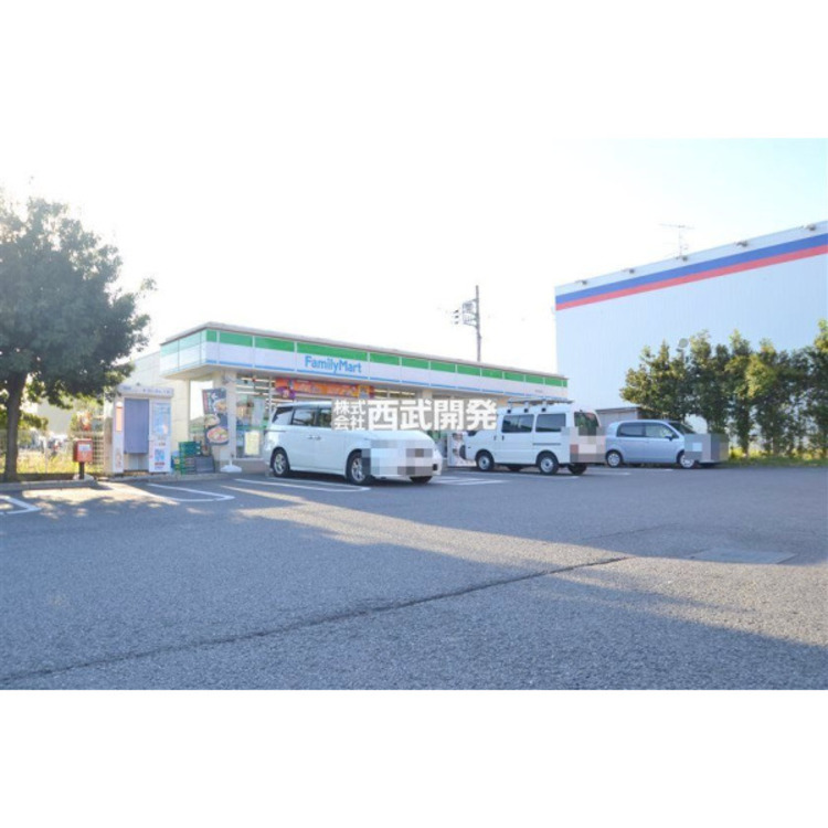 周辺 ファミリーマート(約300m)