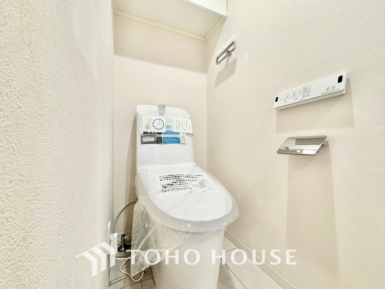 トイレ 清潔感あふれる快適なトイレ。毎日を心地よく過ごせるおすすめポイントです。