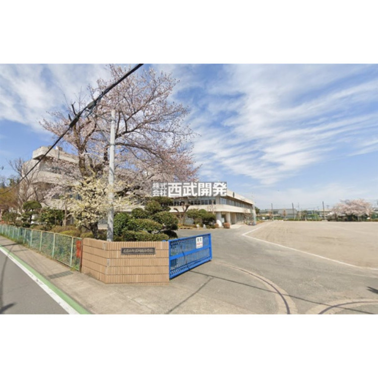 周辺 川角小学校(約2000m)