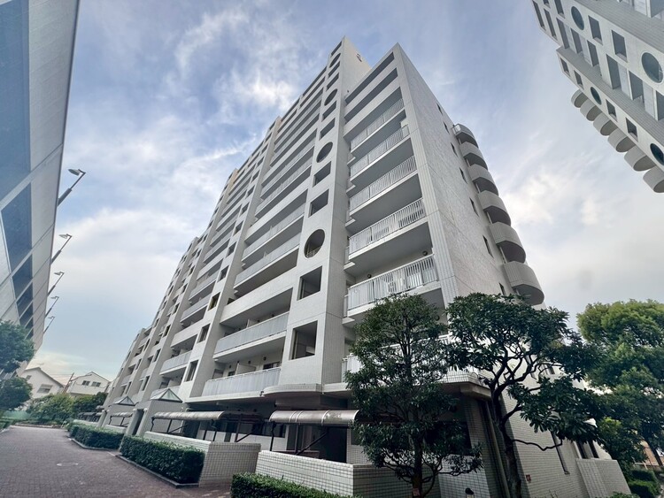 その他 飽きのこないシンプルモダンな外観です。