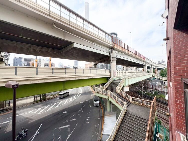 その他 眺望や窓からの景色が良いと、家で過ごす時間も快適です。