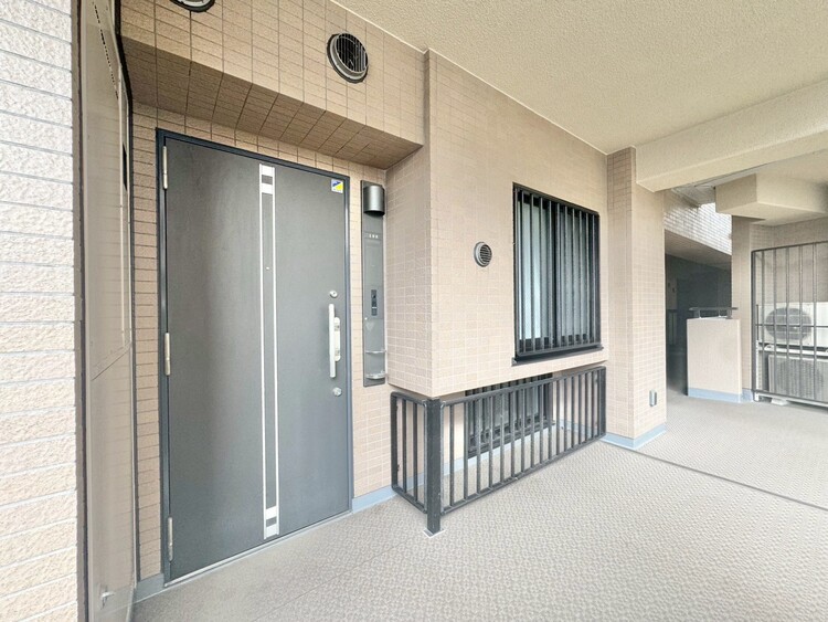 その他 清潔感のある落ち着いた雰囲気の玄関です。