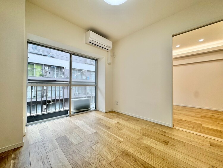 その他 清かで艶やかな時間をもたらしてくれる室内です。