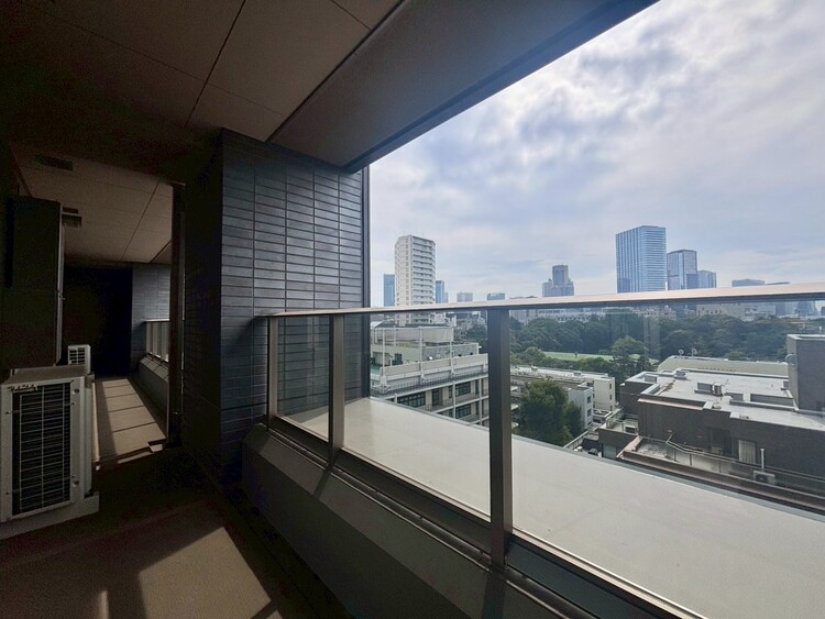 その他 朝の澄んだ空気や、夕方に吹く清々しい風を感じられるバルコニー。