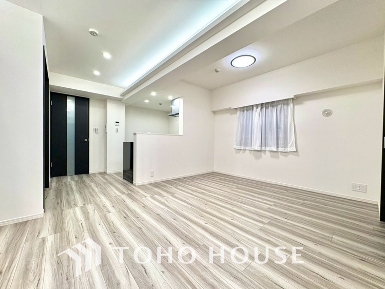 内装 ◆眩い◆光が燦々と入り、家族の笑顔を照らす。「いつまでも続いて」と願う夢のような毎日がここにある。