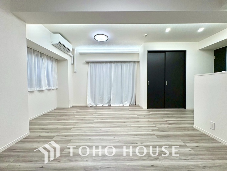 内装 ◆Sunshine◆光が燦々と入り、いるだけで気持ちいい。「開放的でゆとりあるお部屋です。」