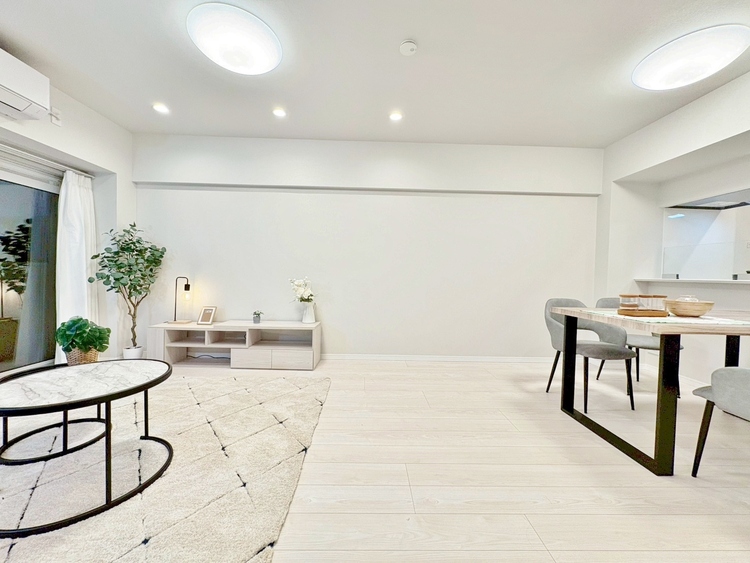 居間 豊かな居住性と、安心感を満たすクオリティが見事に調和した住空間。