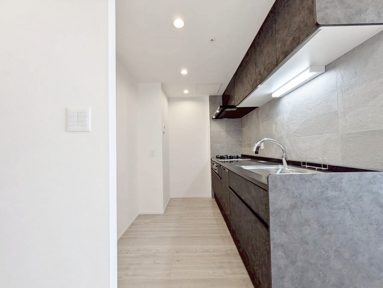 キッチン 洗練されたスタイリッシュなデザイン性と使いやすさを備えた仕様。