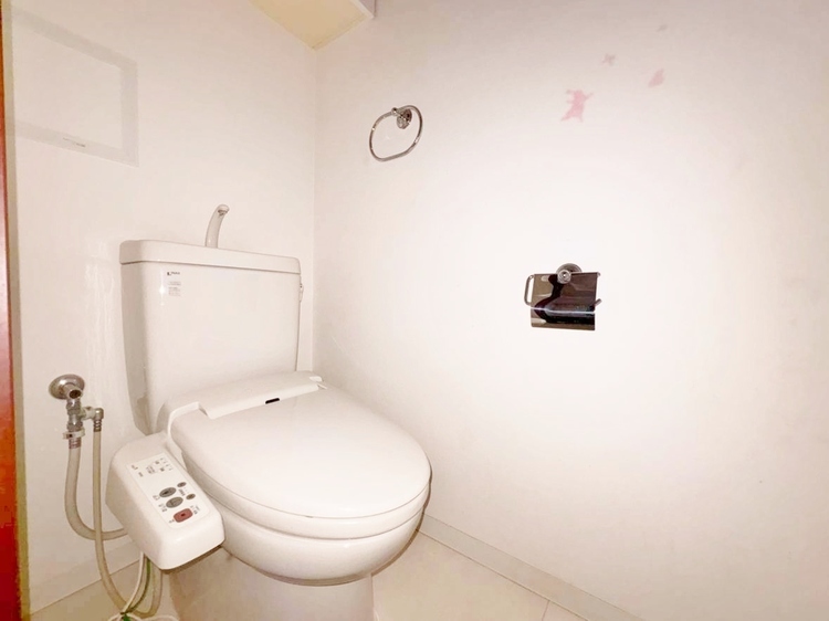 トイレ 暮らしの中のさりげないひとときの快適さにも、こだわりを、持って設備を配しております。