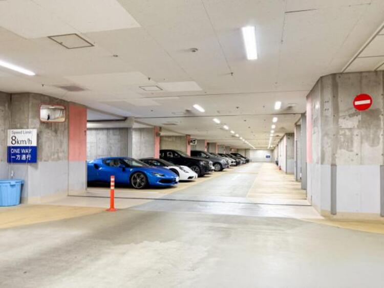 その他 敷地内に設けられた駐車スペース。