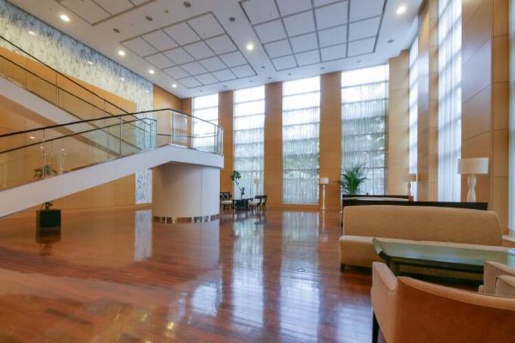 その他 広々とした高級感のあるロビーです。