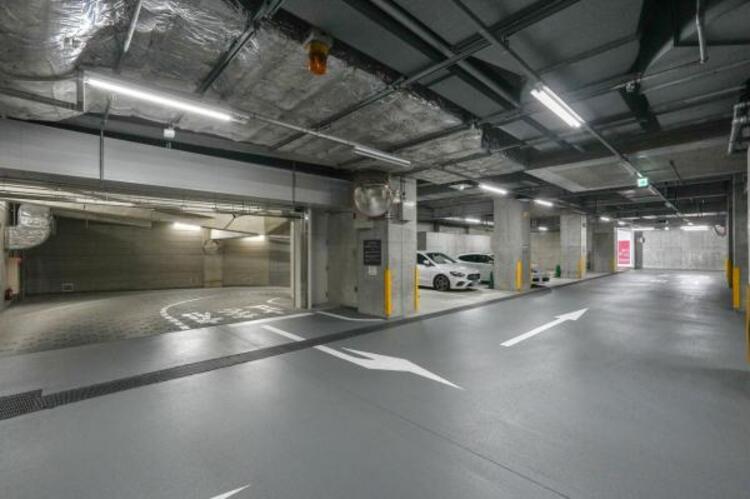 その他 敷地内に設けられた駐車スペース。