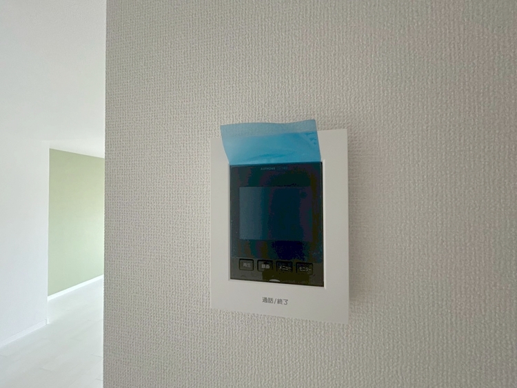 その他 誰が来てもわかる様にモニター付きインターホンを設置。