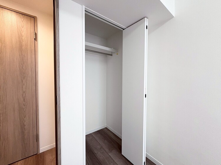 その他 家電やスーツケース、ストック品など何でも片付く嬉しい空間です。