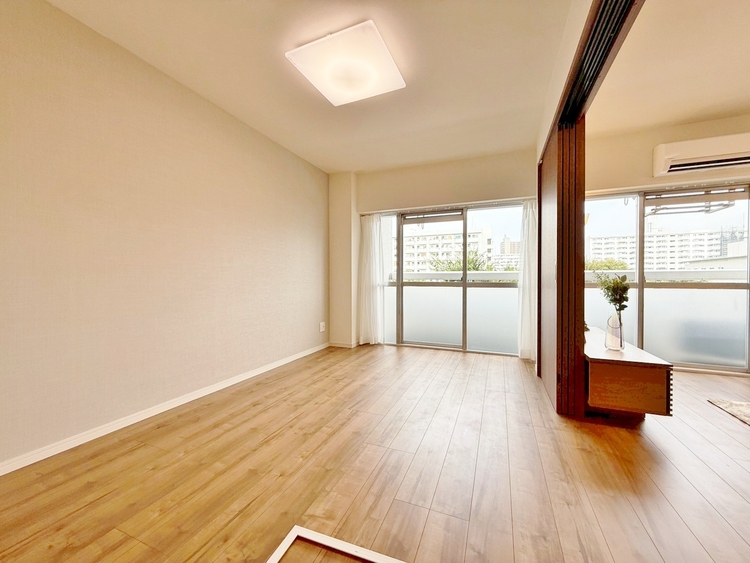 その他 清かで艶やかな時間をもたらしてくれる室内です。