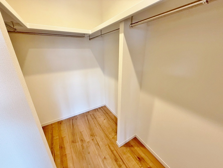 その他 収納スペースが付いていて、お部屋を広く使っていただけます。