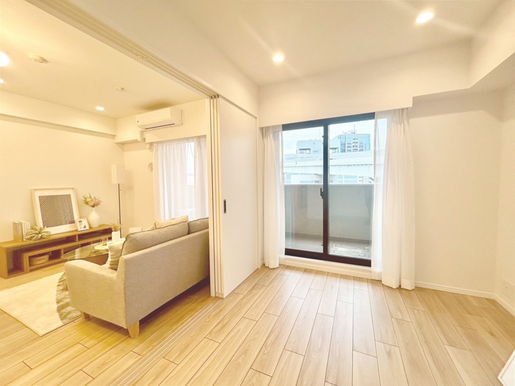 その他 清かで艶やかな時間をもたらしてくれる室内です。