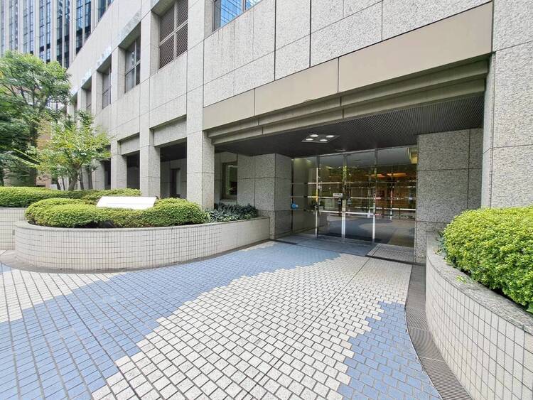 その他 上質感漂う玄関アプローチです。