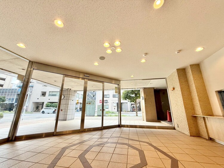 その他 館内は静寂な中が保たれており、管理が行き届いている印象を受けました。