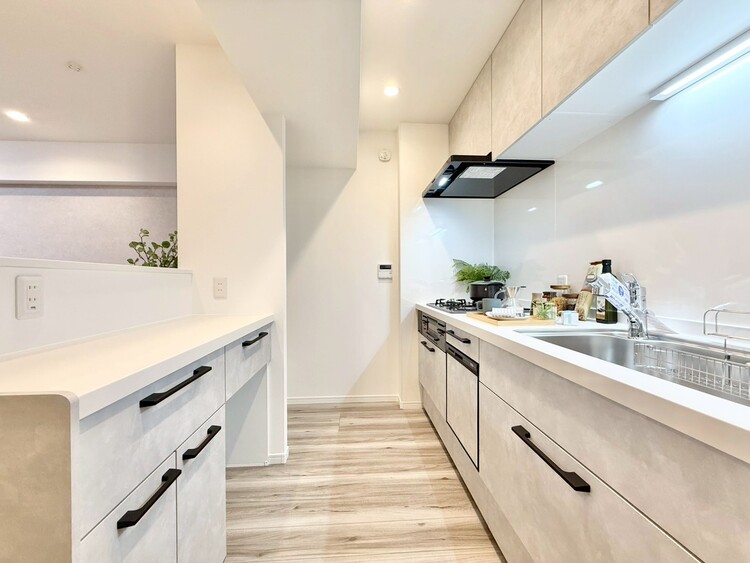 その他 使いやすくスタイリッシュなキッチン空間になっております。