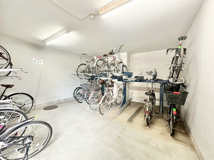 その他 駐輪場も綺麗に整頓されています。※空き状況は都度ご確認下さい。