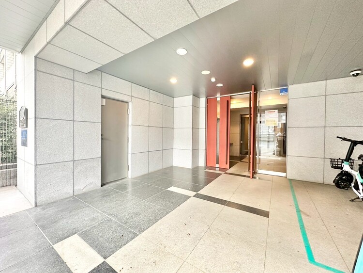 その他 館内は静寂な中が保たれており、管理が行き届いている印象を受けました。