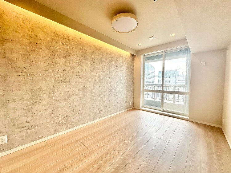 寝室 ベッドも十分に設置するスペースがあります。