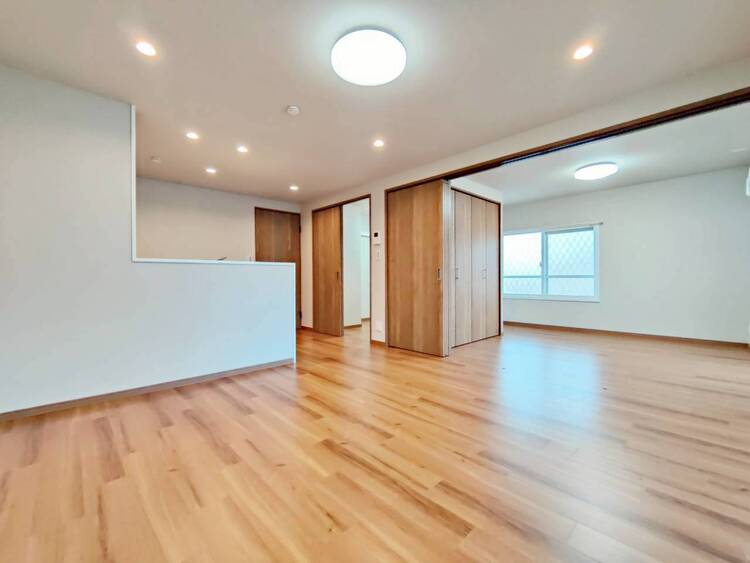 居間 充実した生活は伸びやかな居室空間から始まります。