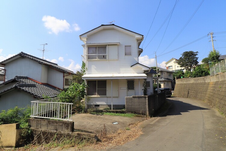 外観 【外観写真】南日本ハウスにて無料でリフォーム見積もり致します。ワンストップサービスで物件の購入からリフォーム工事まで弊社にお任せ下さい。