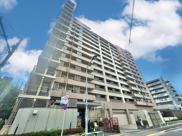 外観 資料には掲載していない情報が、現地にはたくさんあります。是非一度、現地をご確認ください。