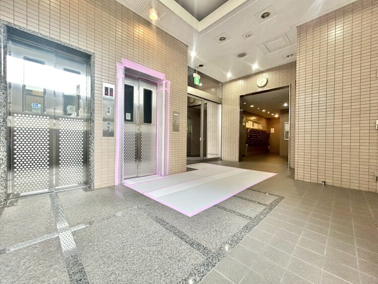 エントランス エントランスは、毎日の行き帰りで使う大事な空間です。