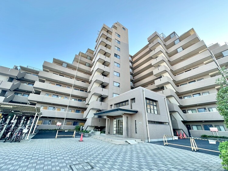 外観 資料には掲載していない情報が、現地にはたくさんあります。是非一度、現地をご確認ください。