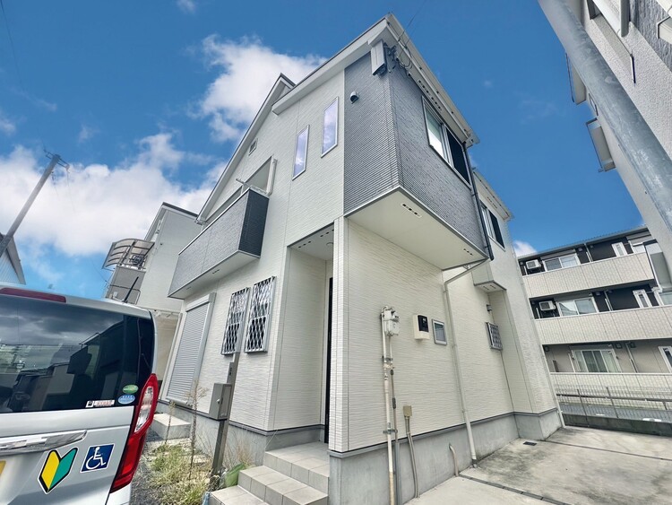 外観 資料には掲載していない情報が、現地にはたくさんあります。是非一度、現地をご確認ください。