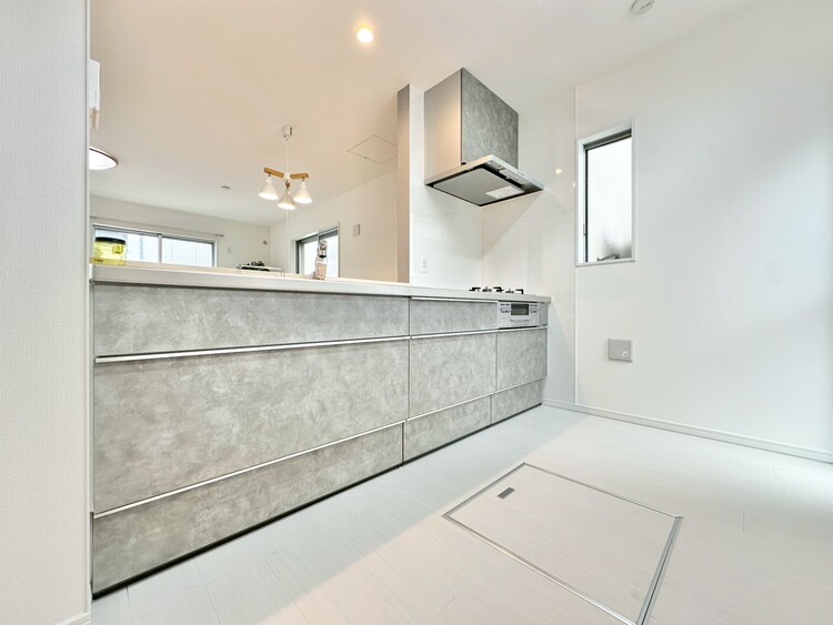 キッチン 洗練されたスタイリッシュなデザイン性と使いやすさを備えた仕様。